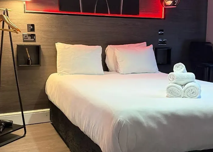London, Jacuzzi 1 Bedroom Apartment