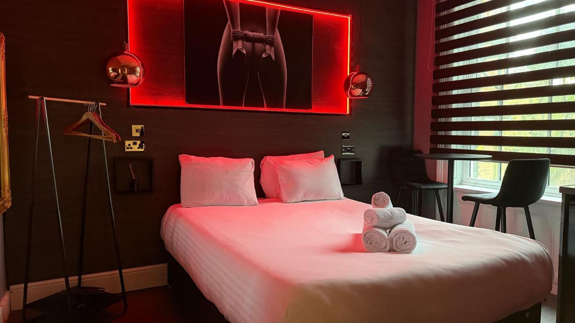 London, Jacuzzi 1 Bedroom Appartement